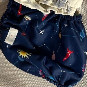 Esembly Size 2, Oliver Jeffers cosmos print outer + organic cotton inner